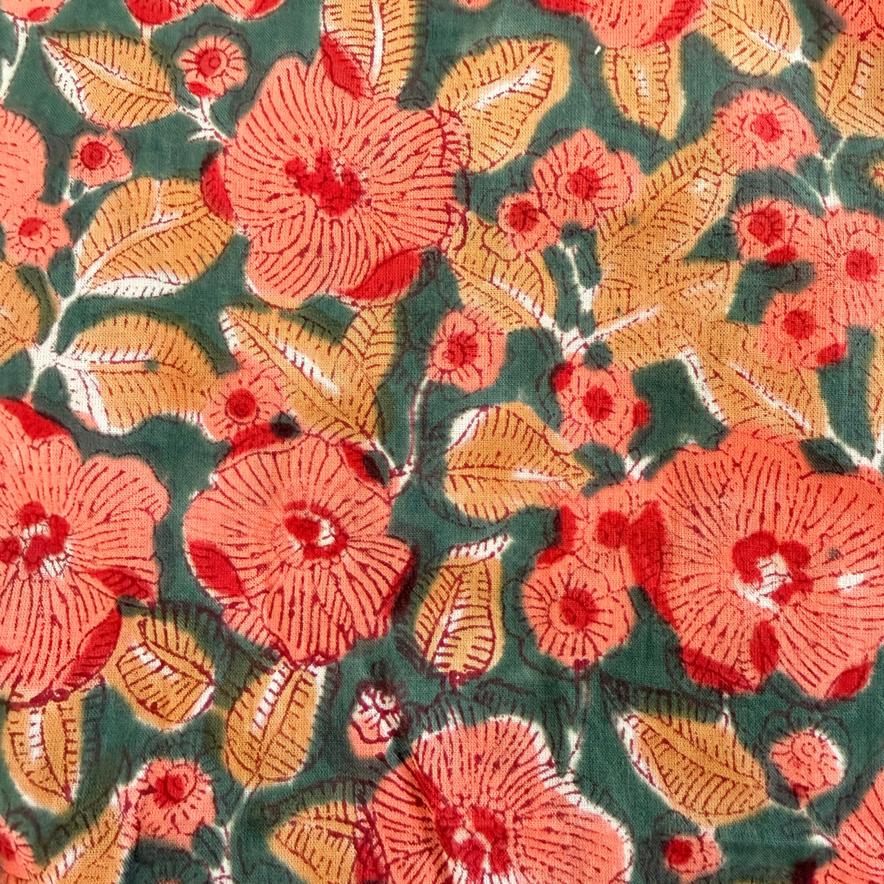 ANAYA : Robe longue (Tea dress) aux motifs fleuris
